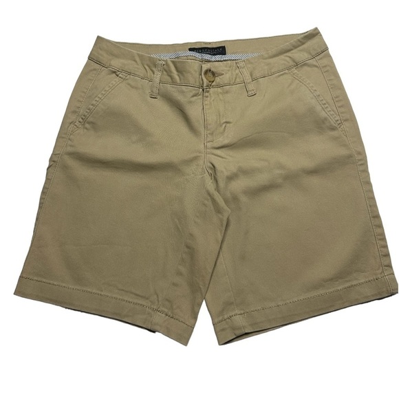 Aeropostale tan khaki casual women’s walking cargo shorts, size 2 - Picture 1 of 7